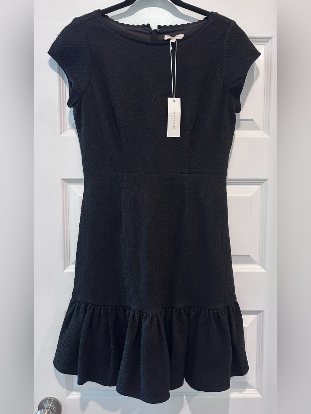 NWT Rebecca Taylor Scalloped Honeycomb Dress Black Size 8
